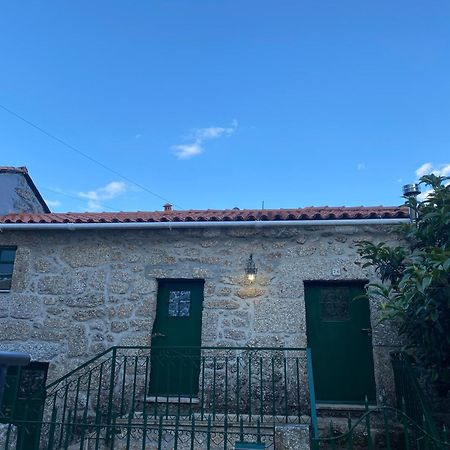 Refugio Rural No Geres - Casa Araujo De Sousa 特拉什杜博鲁 外观 照片