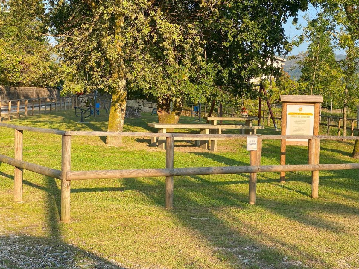 Refugio Rural No Geres - Casa Araujo De Sousa 特拉什杜博鲁 外观 照片
