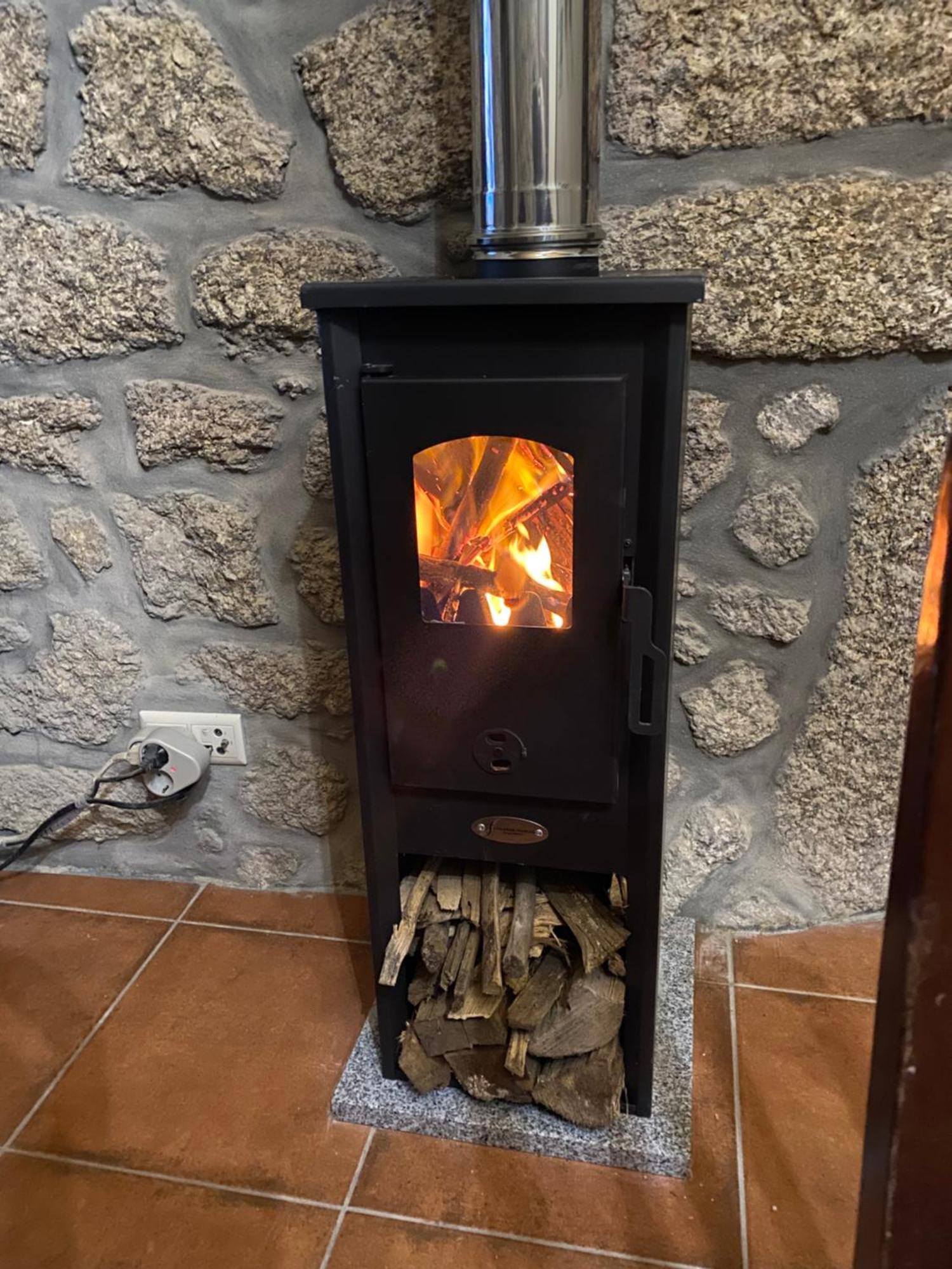 Refugio Rural No Geres - Casa Araujo De Sousa 特拉什杜博鲁 外观 照片