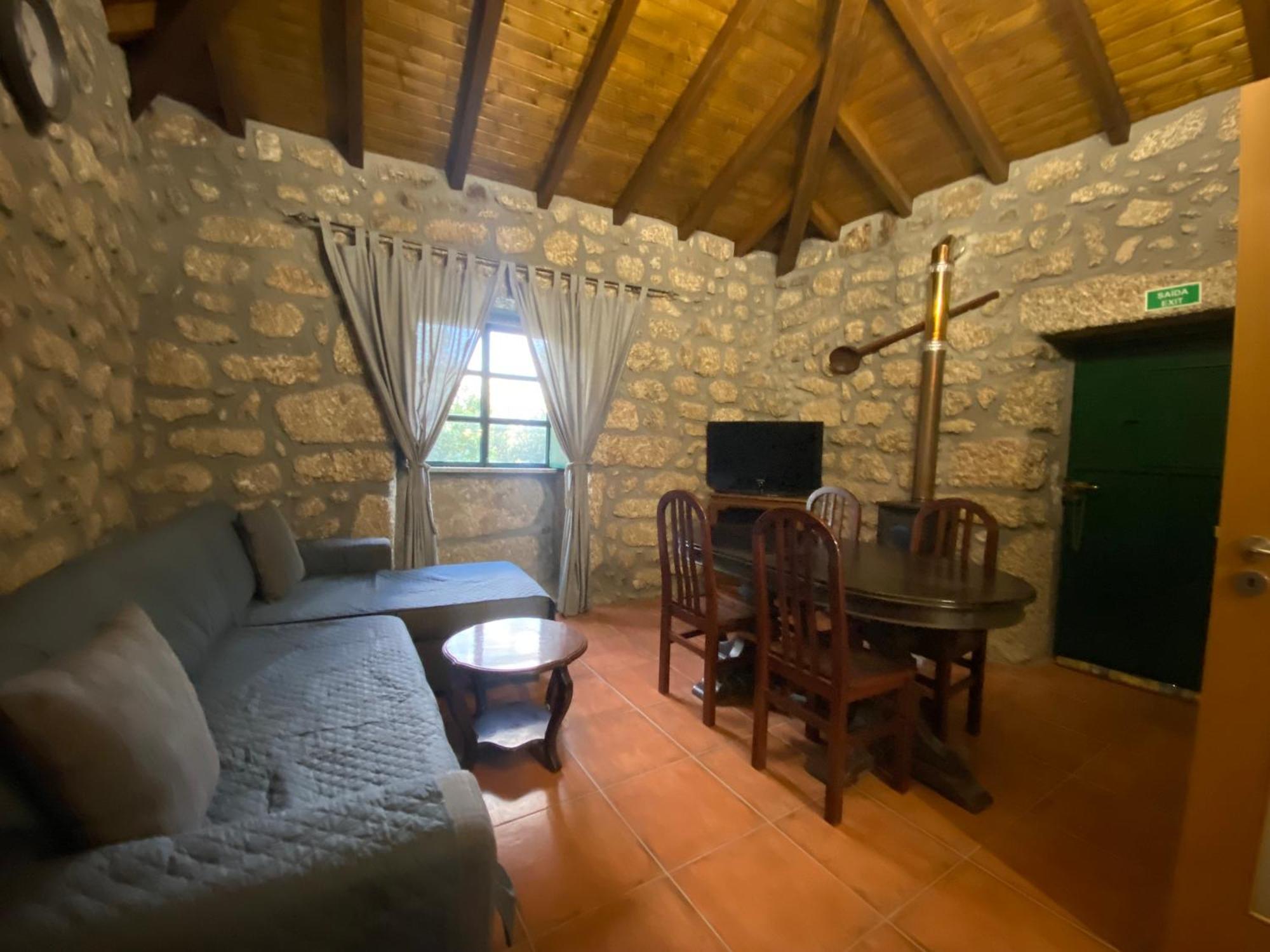 Refugio Rural No Geres - Casa Araujo De Sousa 特拉什杜博鲁 外观 照片