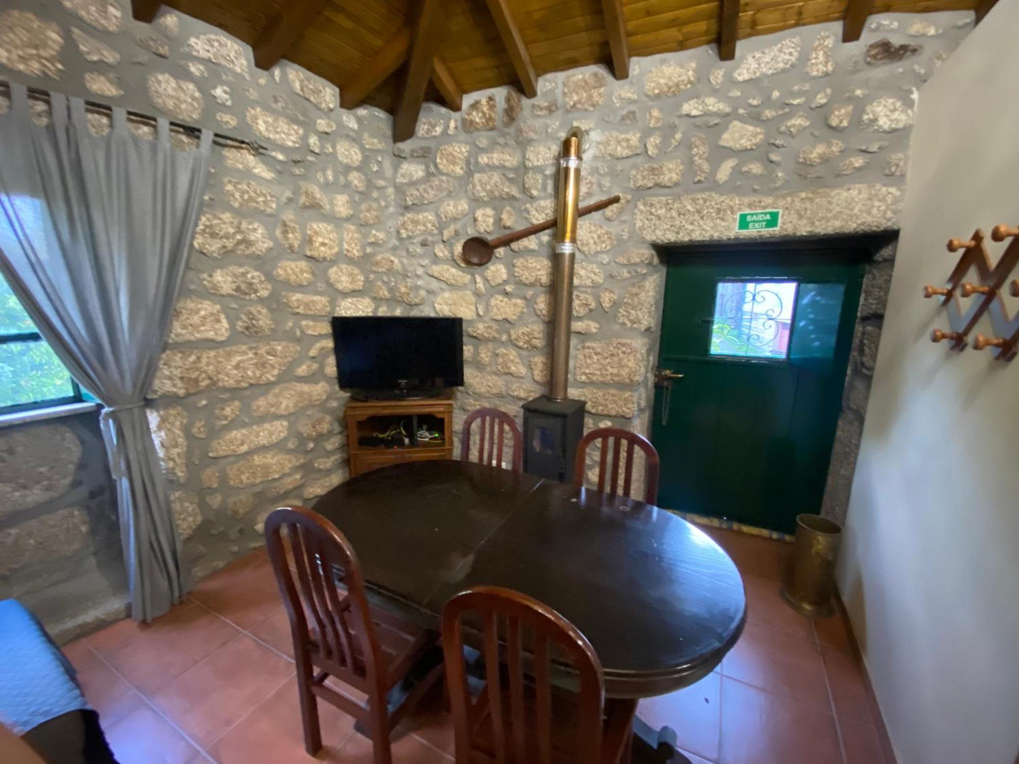 Refugio Rural No Geres - Casa Araujo De Sousa 特拉什杜博鲁 外观 照片