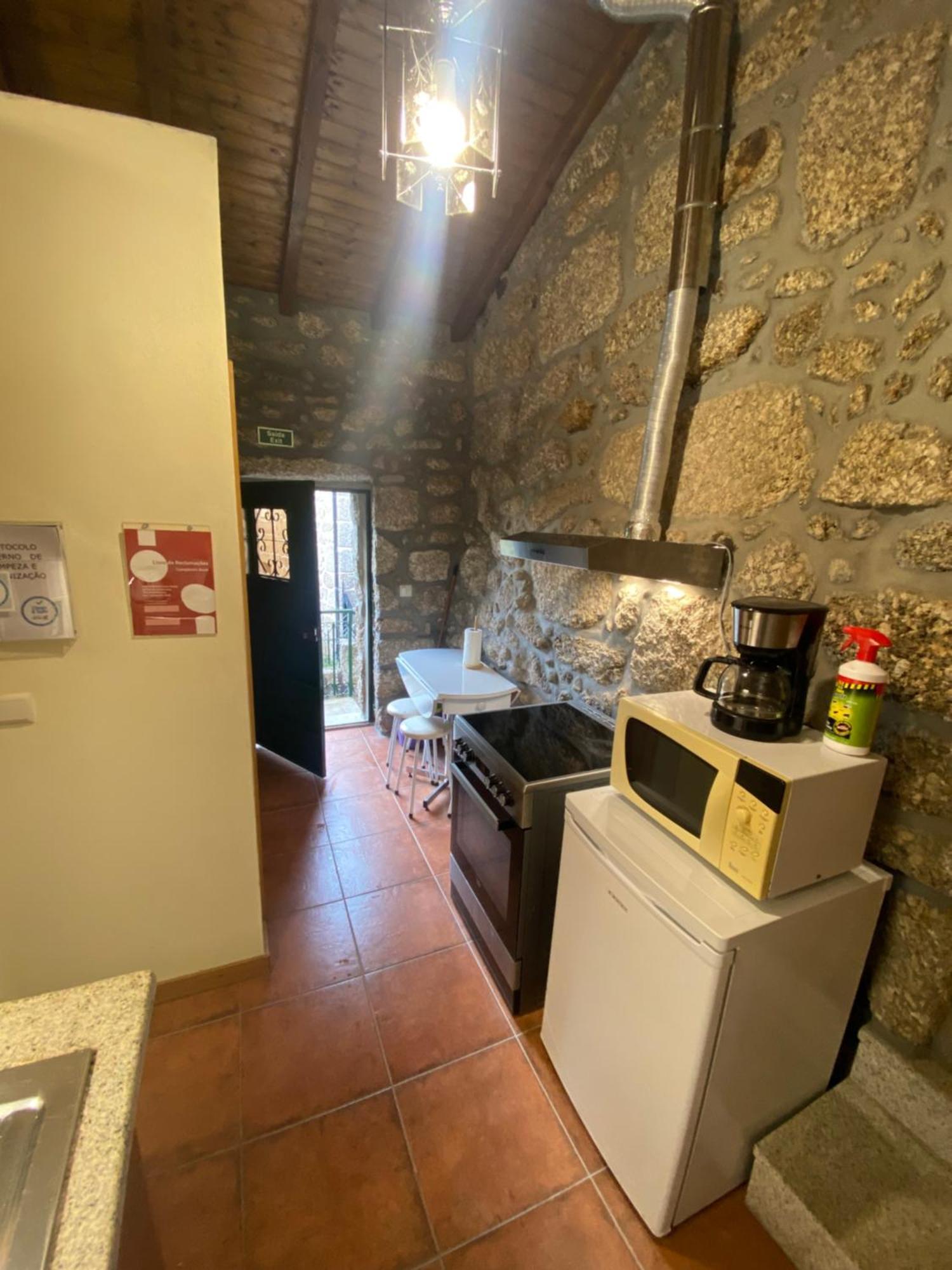 Refugio Rural No Geres - Casa Araujo De Sousa 特拉什杜博鲁 外观 照片