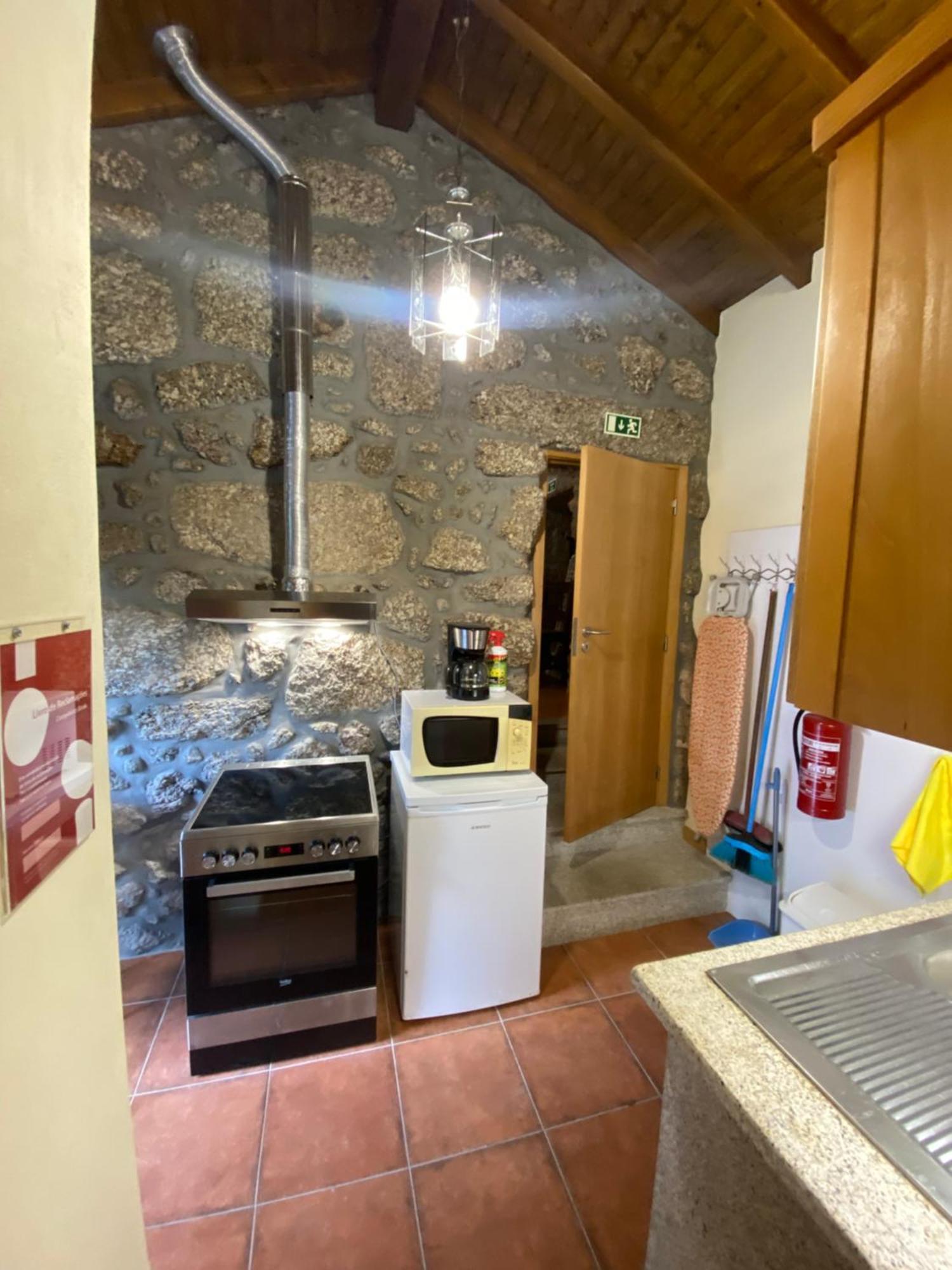 Refugio Rural No Geres - Casa Araujo De Sousa 特拉什杜博鲁 外观 照片